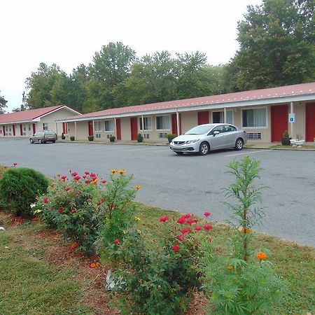 Red Carpet Inn Duncannon New Buffalo Buitenkant foto